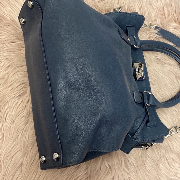 Micheal Kors Bag - Picture 6 of 9